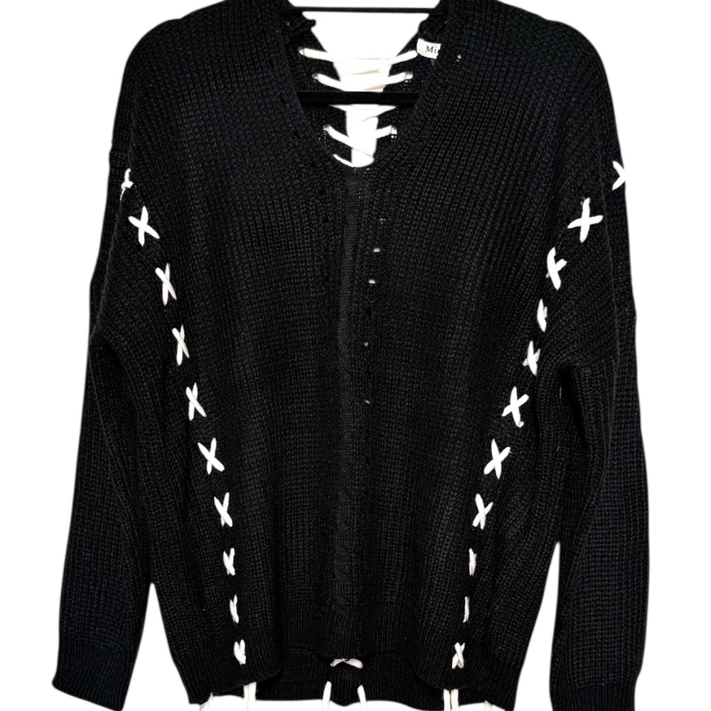 Y2k Black & White Lace-Up Tie Hem Sweater SZ. S Indie Sleaze  Whimsigoth Witchy
